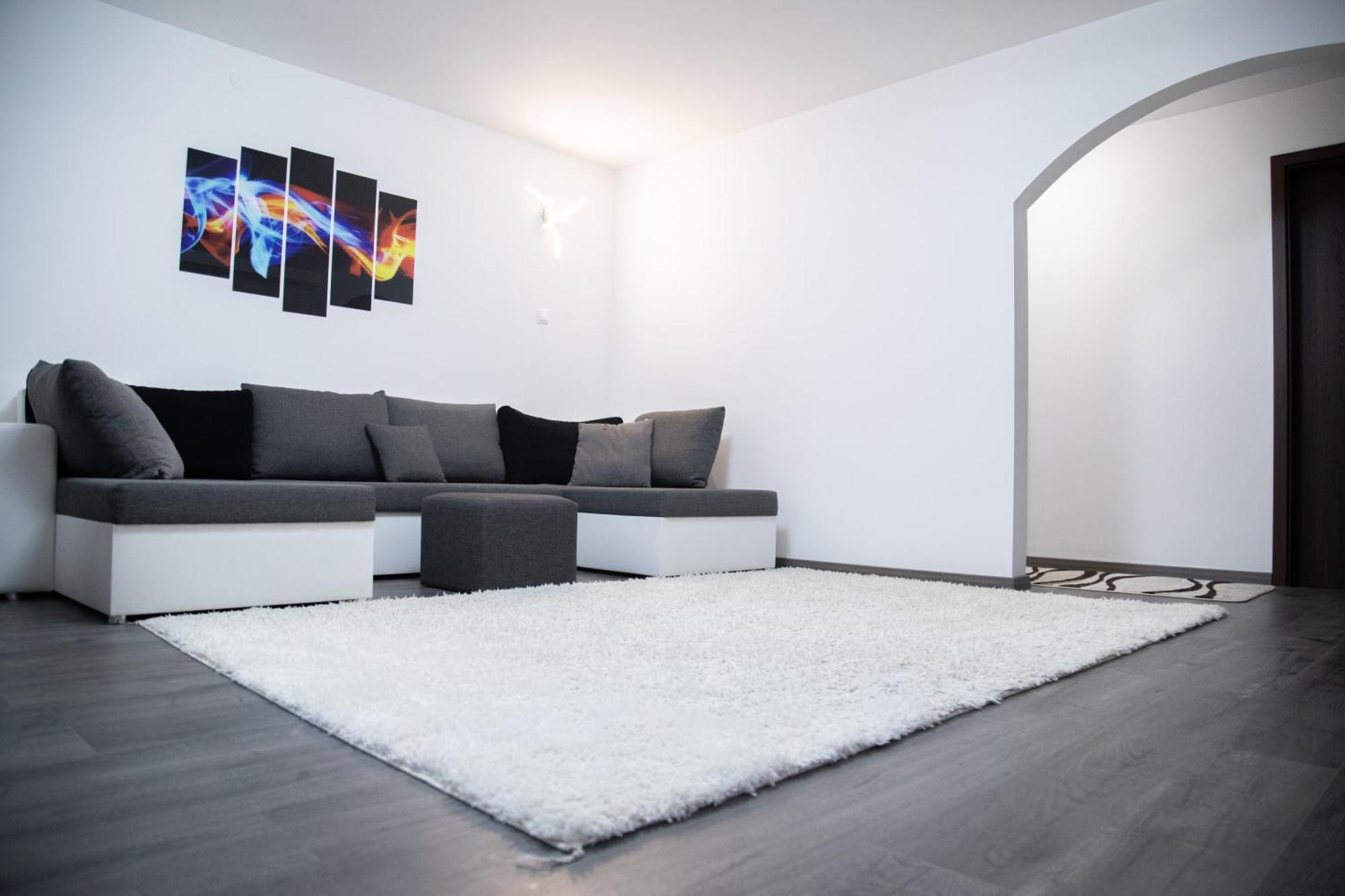 Nyuszis Apartman Kiskunmajsa Exteriör bild